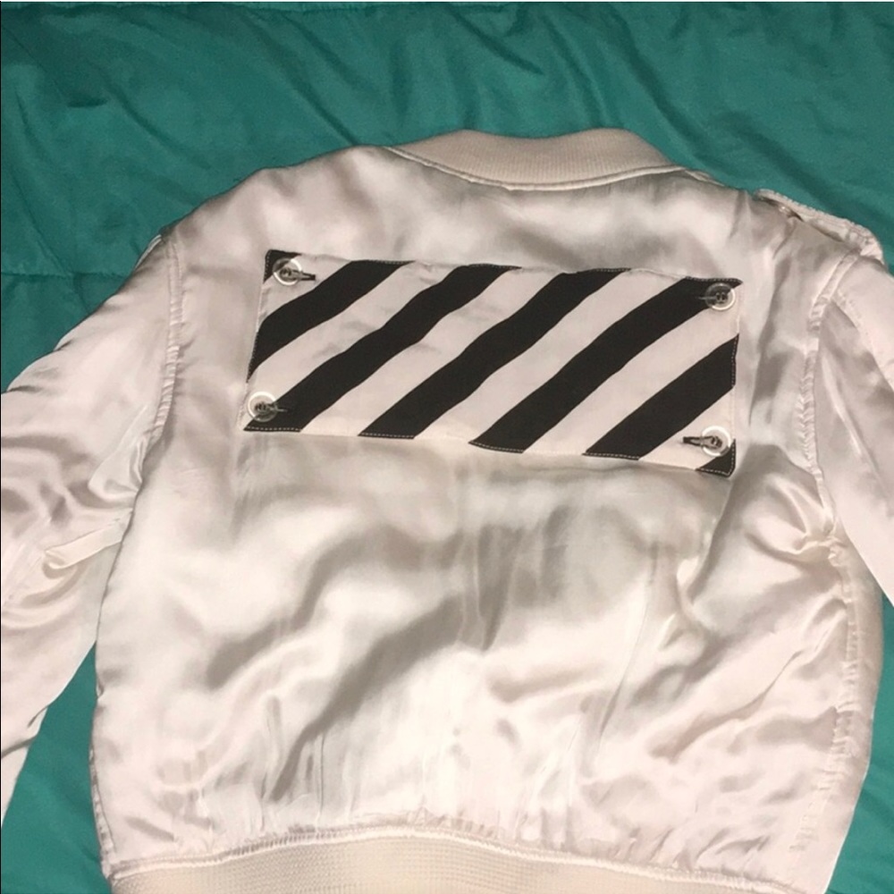 Off-white jacket - Picture 4 of 7